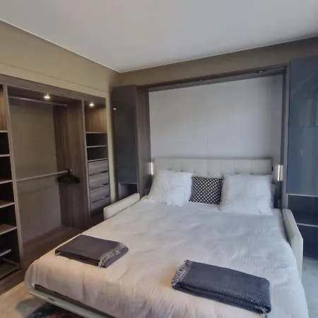Appartement Léchappée Bleue — Panorama Design Golfe-Juan