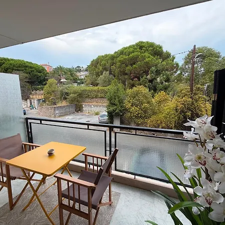 Appartement Léchappée Bleue — Panorama Design Golfe-Juan